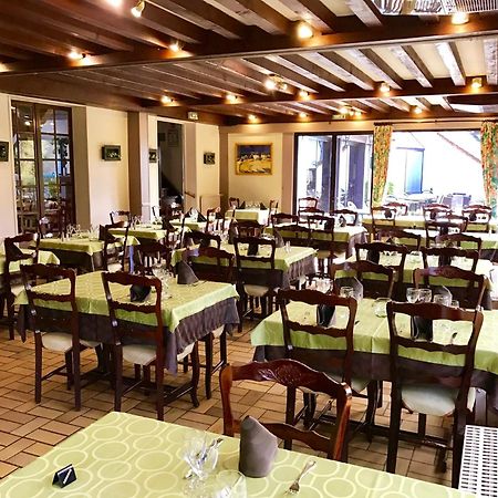 Hotel Restaurant Le Relais De Pouilly Buitenkant foto