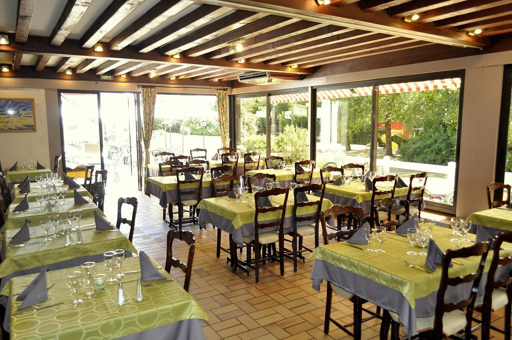 Hotel Restaurant Le Relais De Pouilly Buitenkant foto