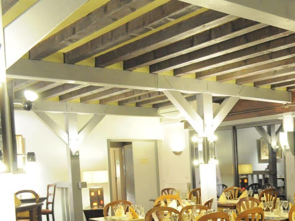 Hotel Restaurant Le Relais De Pouilly Buitenkant foto