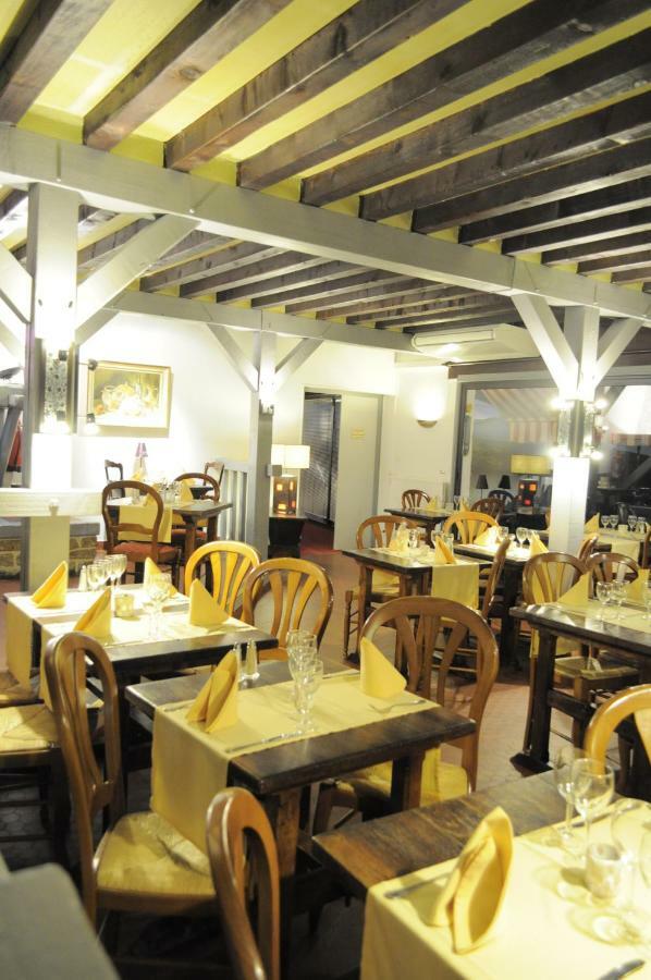 Hotel Restaurant Le Relais De Pouilly Buitenkant foto